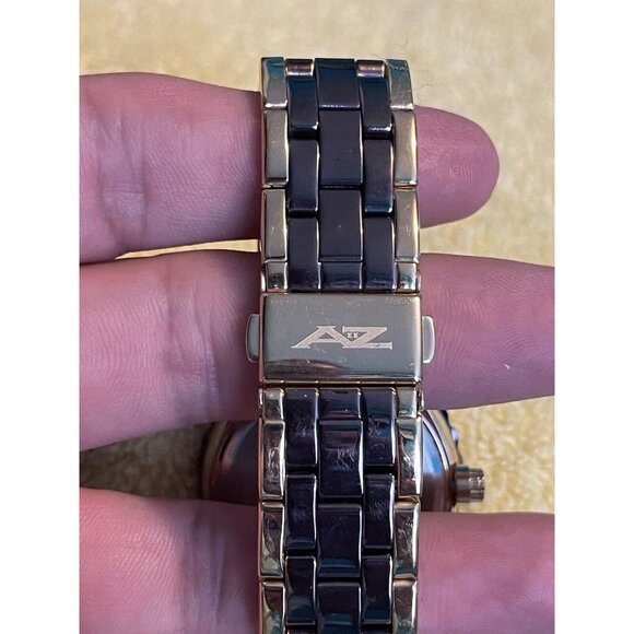 A II Z V0V731N Women's Copper Tone Crystal Embellished Watch (needs Battery) - Picture 9 of 11